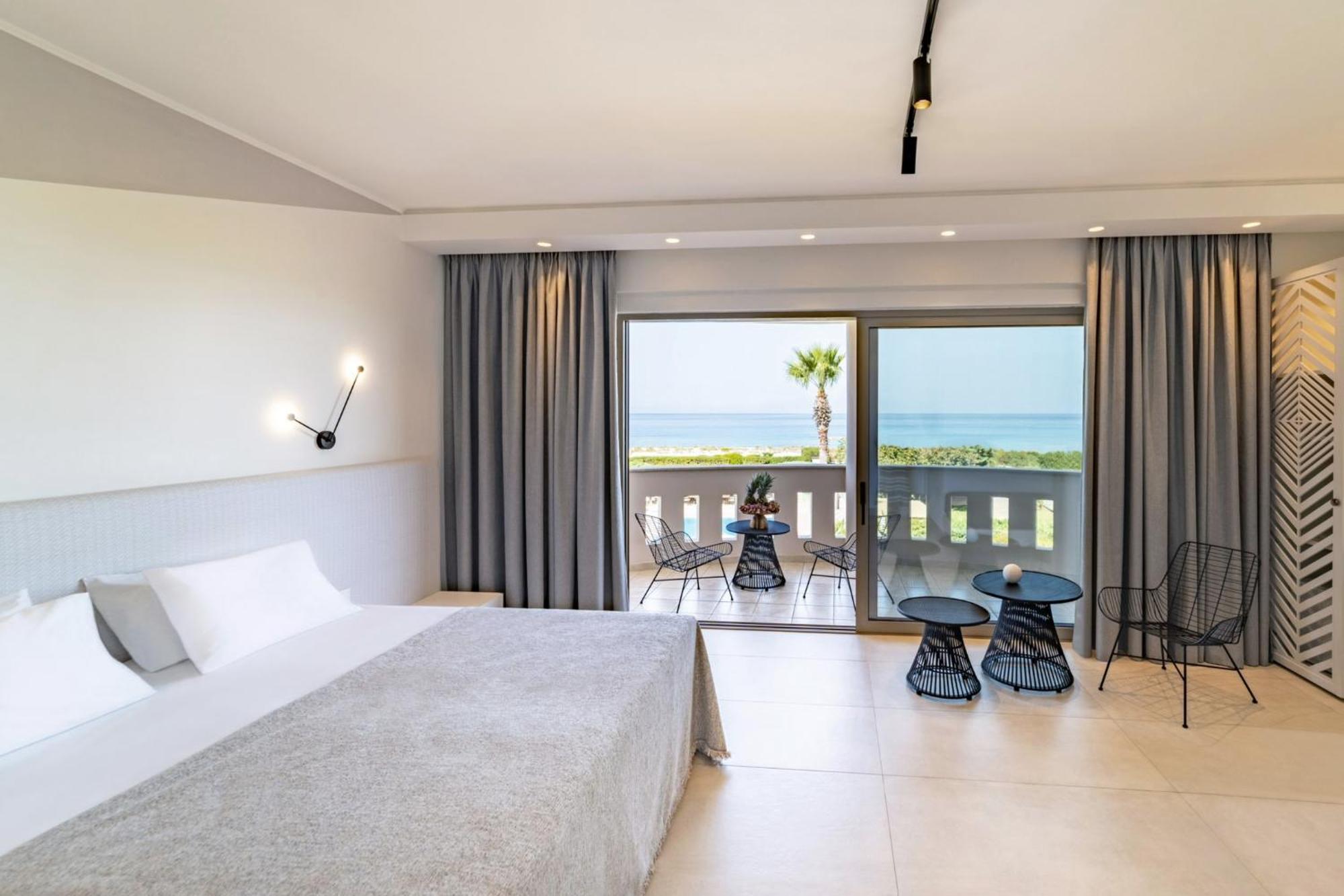 San Giovanni Beach Resort And Suites Agios Ioannis  Exterior photo