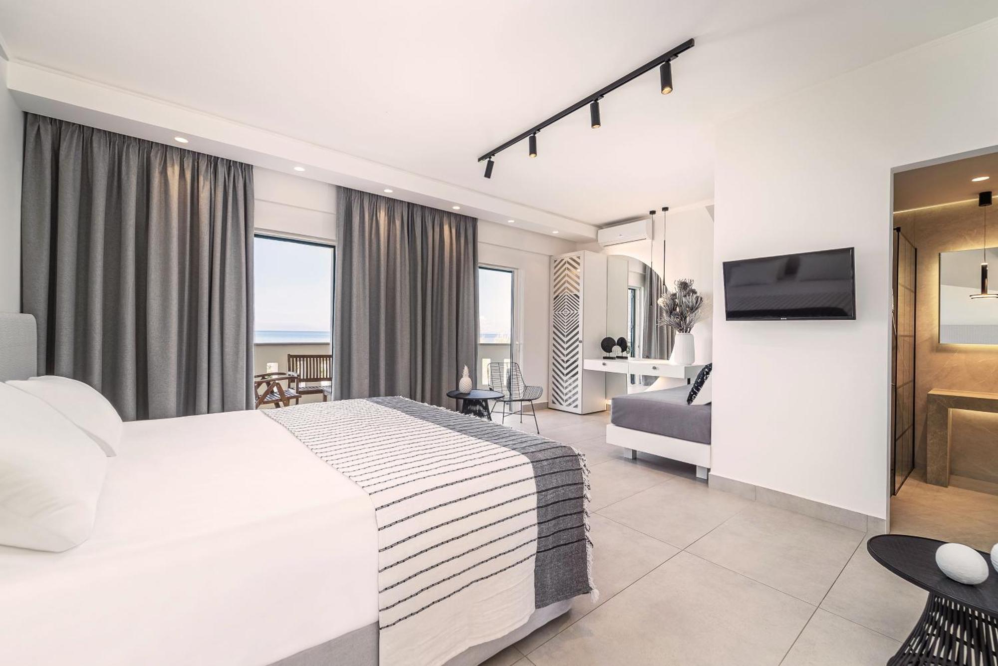 San Giovanni Beach Resort And Suites Agios Ioannis  Exterior photo