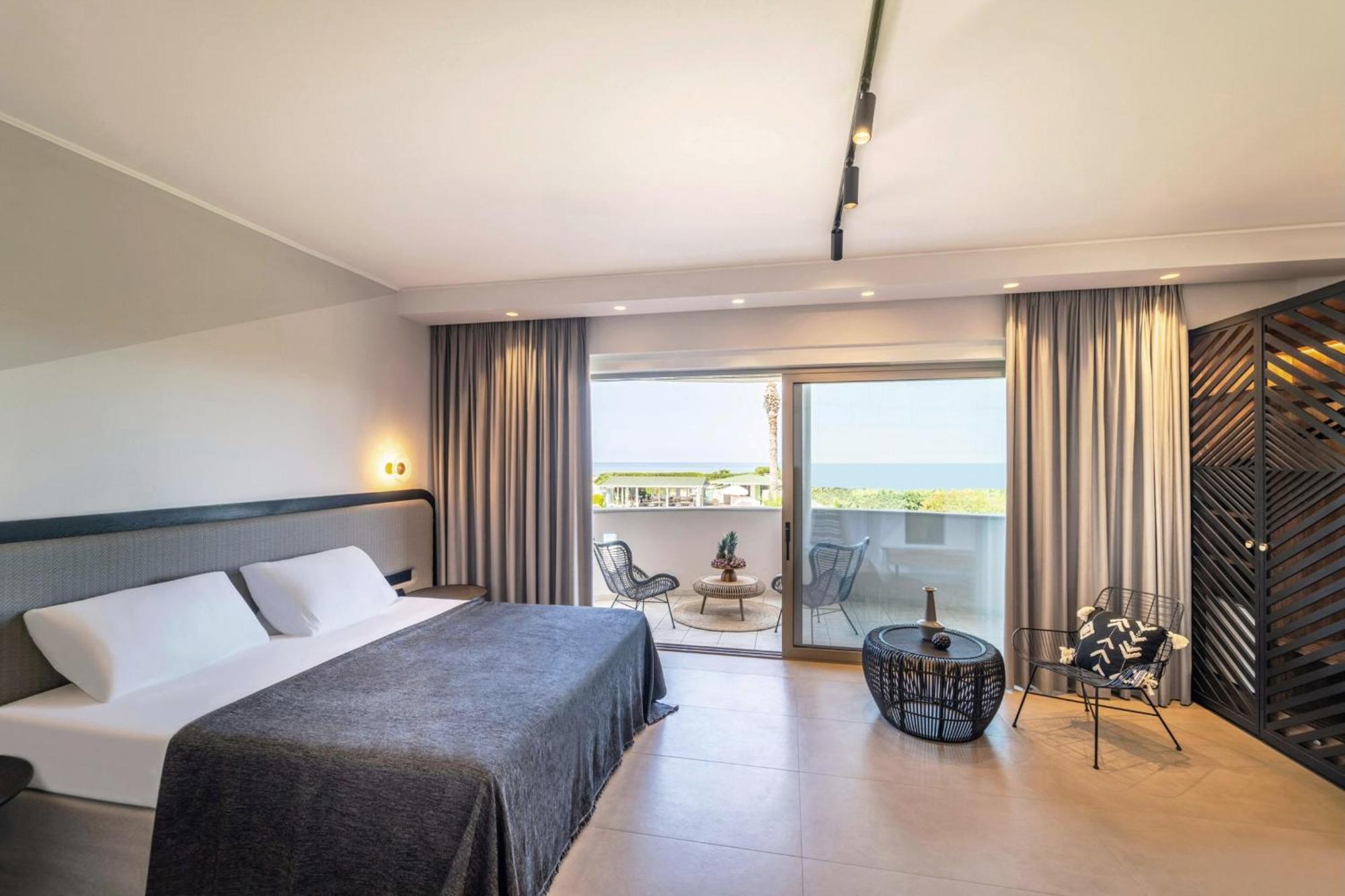 San Giovanni Beach Resort And Suites Agios Ioannis  Exterior photo